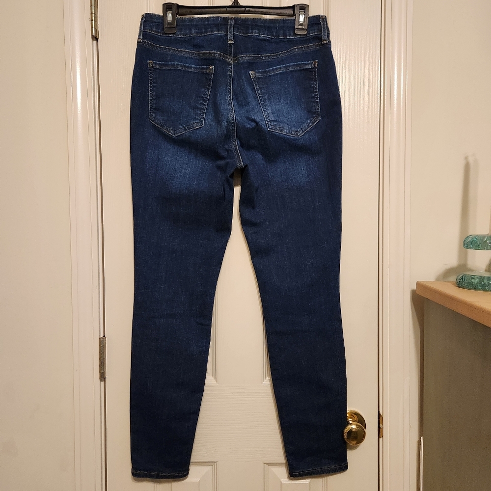 🌼NYDJ Skinny Jeans Lift & Tuck Technology Size 8 with 28" Inseam EUC - Picture 3 of 7